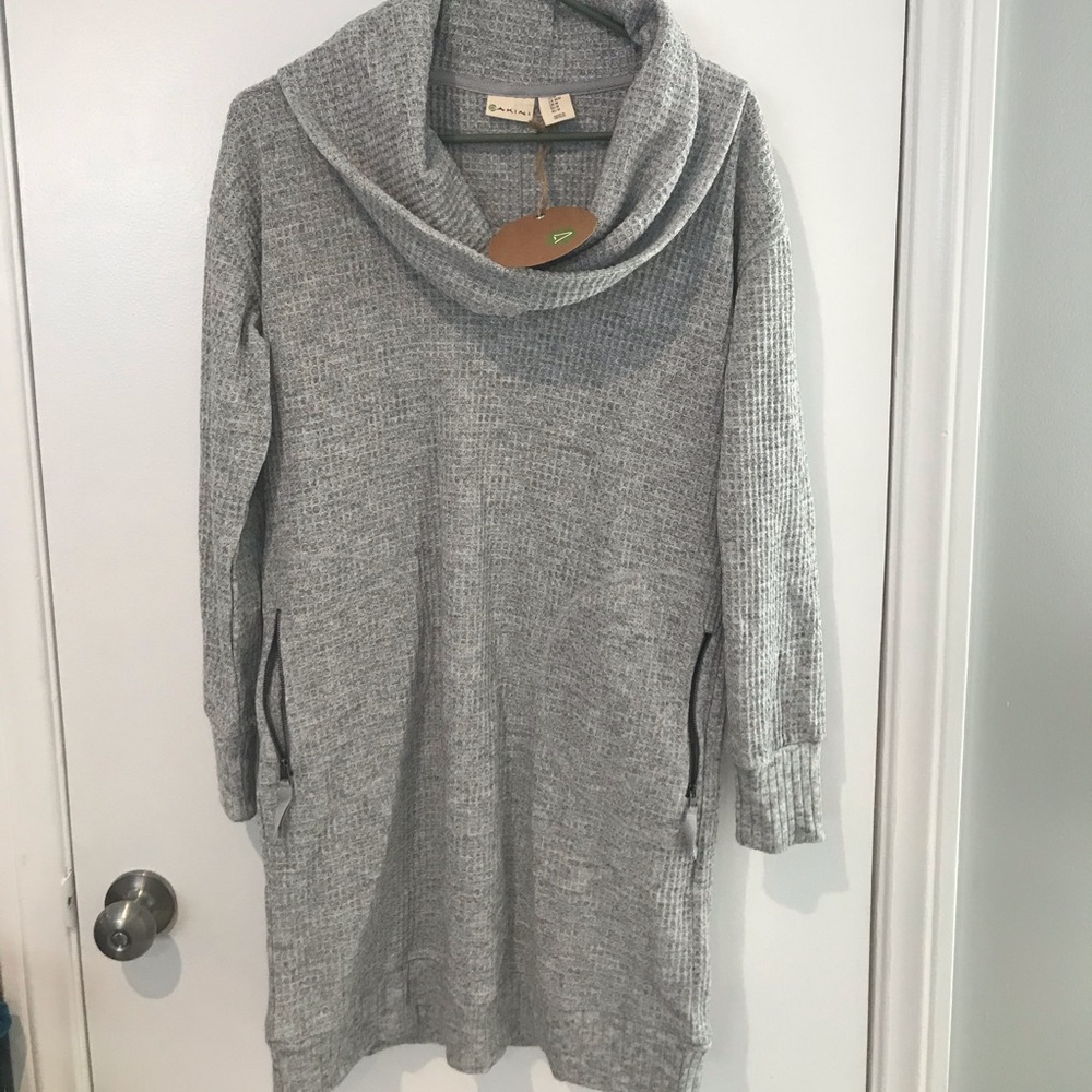 Light gray tunic - Picture 1 of 2